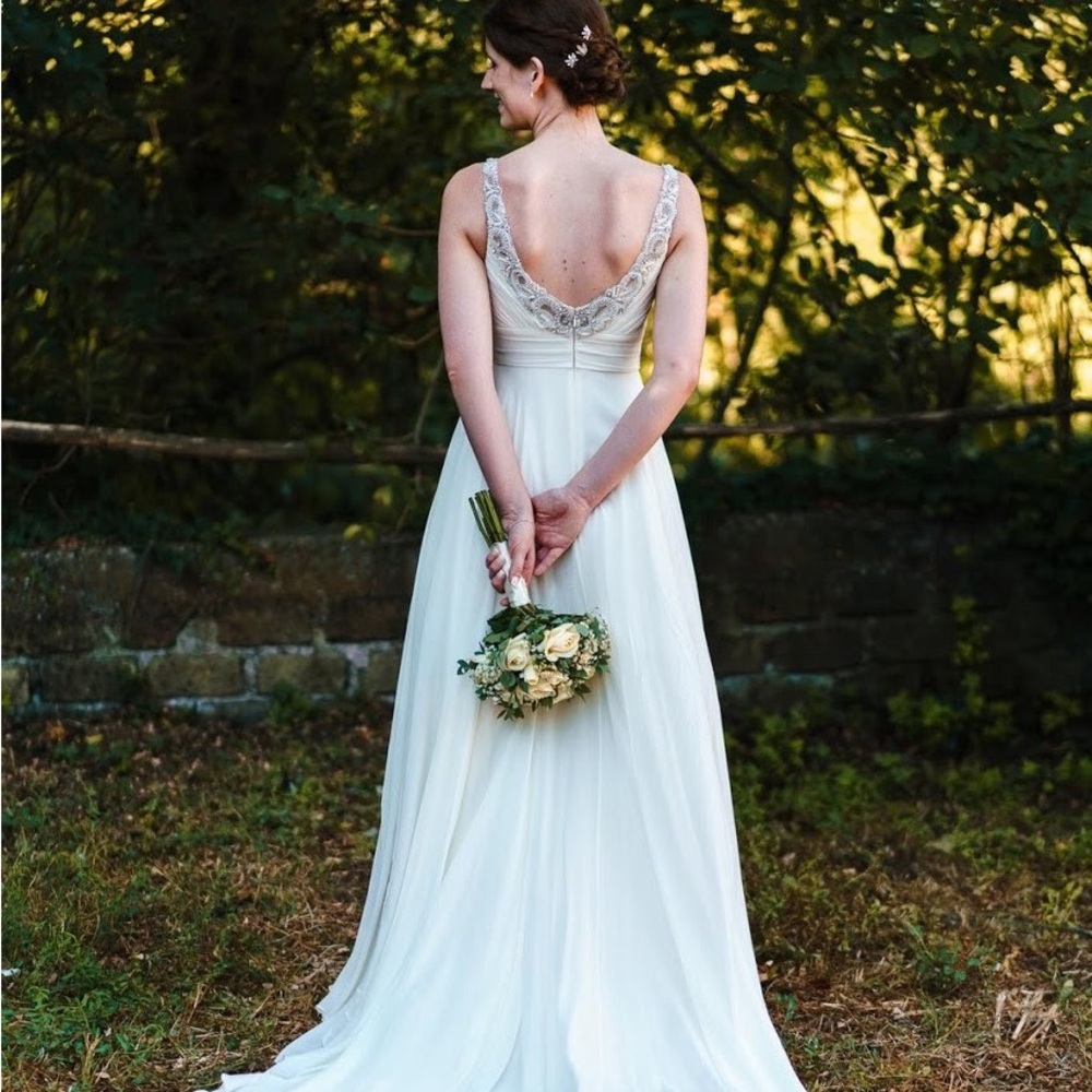 Jenny Packham Ophelia Ivory Beaded Wedding Dress - Picture 2 of 10